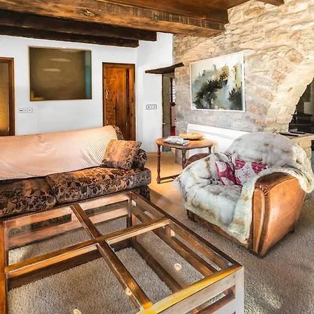 Mountain Country house *